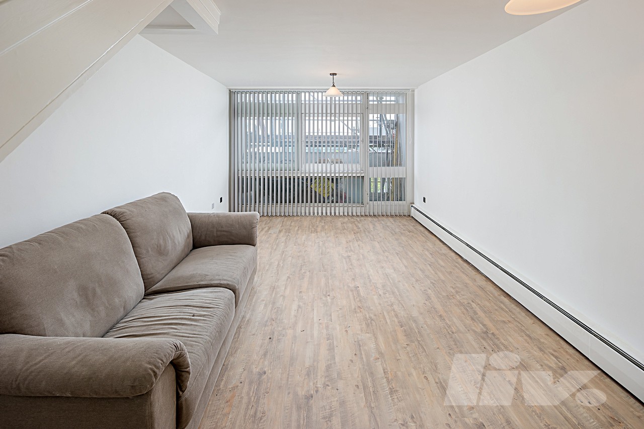 2 Bedroom Flat to rent in Swiss Cottage, London, NW3