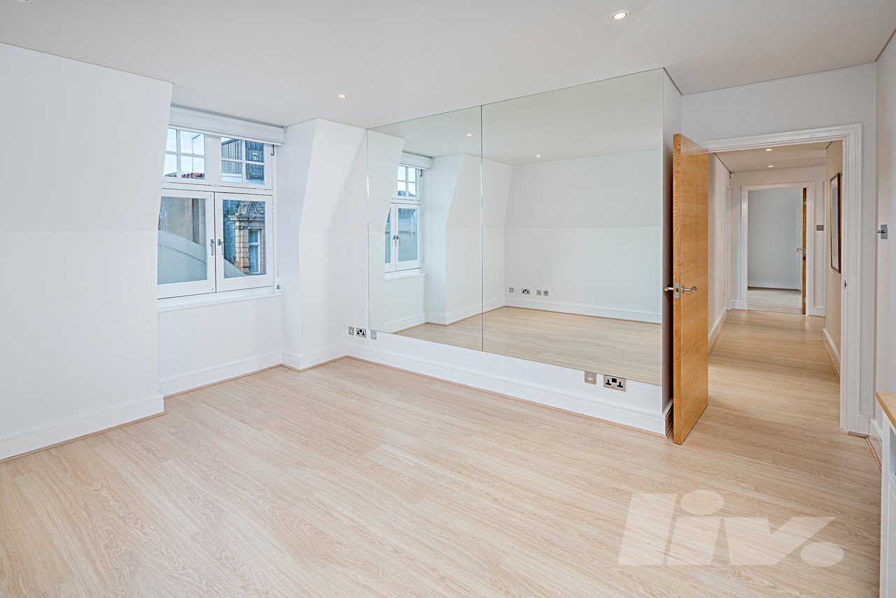 2 Bedroom Apartment to rent in Maida Vale, London, W9