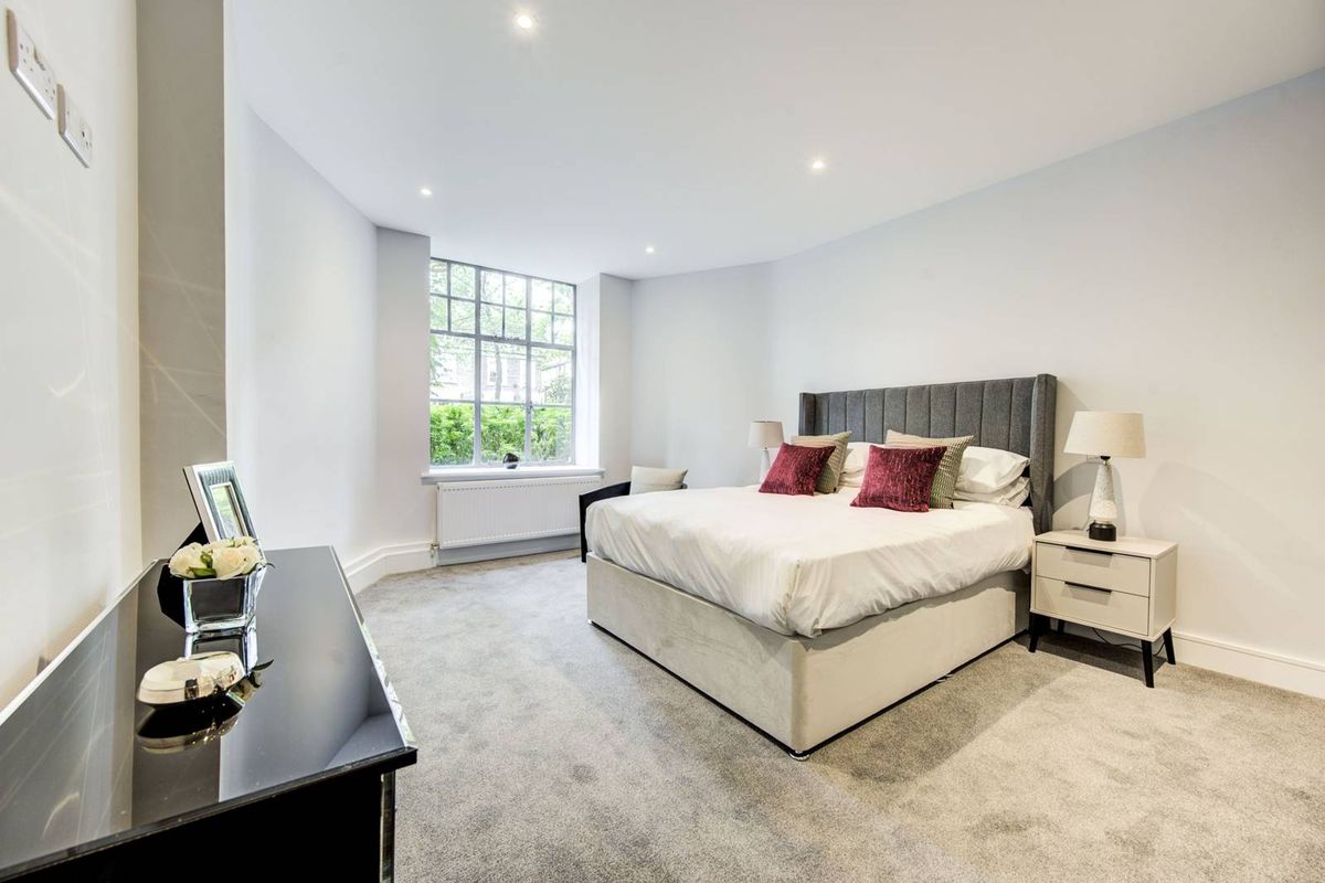 3 Bedroom Apartment to rent in Maida Vale, London, W9