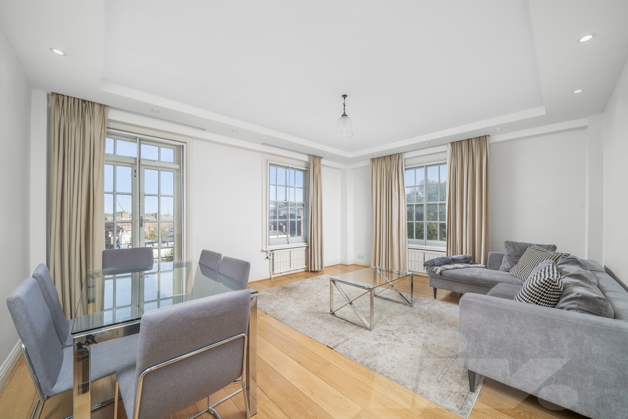 3 Bedroom Flat to rent in St John's Wood, London, NW8