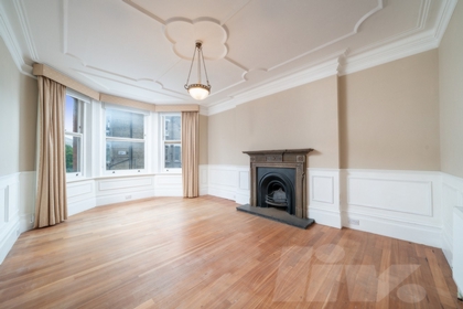 5 Bedroom Flat to rent in West End Lane, West Hampstead, London, NW6