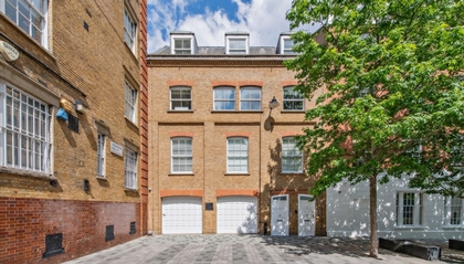1 Bedroom Apartment to rent in Grosvenor Hill, Mayfair, London, W1K