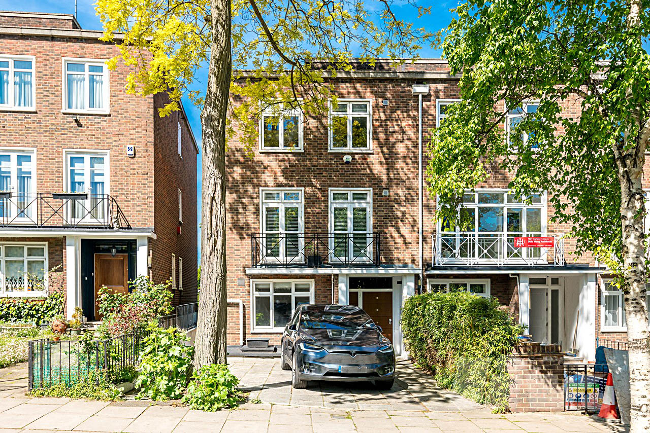 5 Bedroom House to rent in St John's Wood, London, NW8