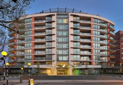 2 Bedroom Apartment to rent in St Johns Wood Road, St John's Wood, London, NW8