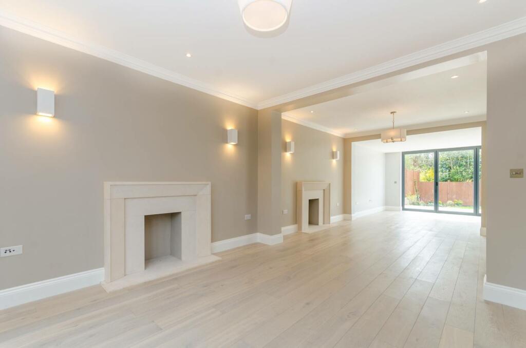 5 Bedroom House to rent in Finchley, London, N3