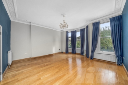 1 Bedroom Flat to rent in St James's Gardens, Holland Park, London, W11
