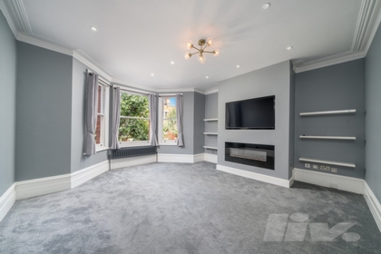 3 Bedroom Apartment to rent in Morshead Road, Maida Vale, London, W9