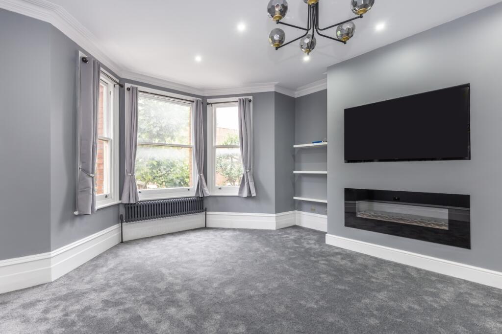 3 Bedroom Apartment to rent in Maida Vale, London, W9 3 Bedroom Apartment to rent in Maida Vale, London, W9