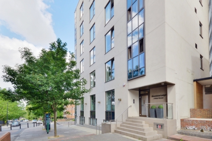 1 Bedroom Apartment to rent in Swiss Terrace, Swiss Cottage, London, NW6