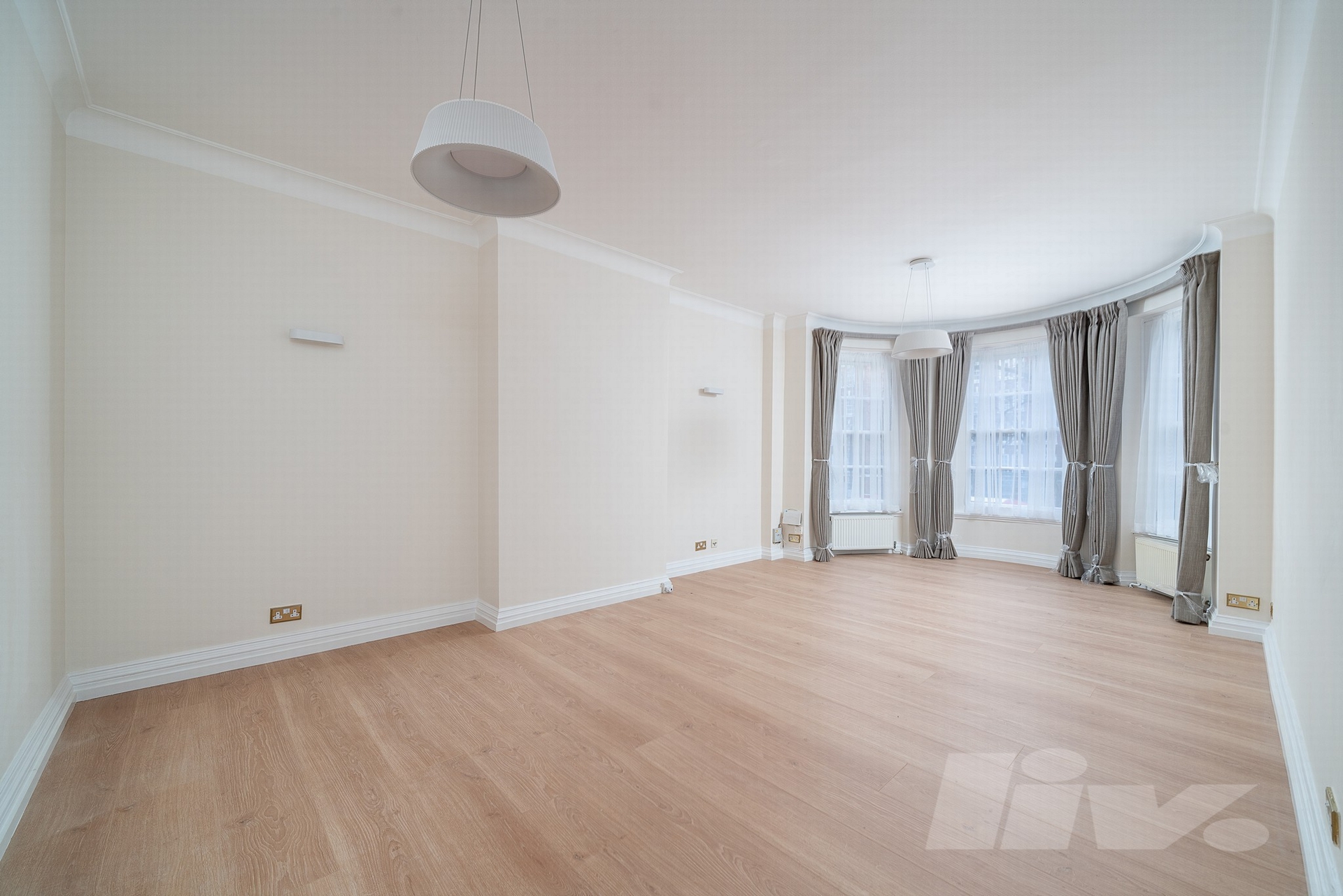 3 Bedroom Apartment to rent in St John's  Wood, London, NW8