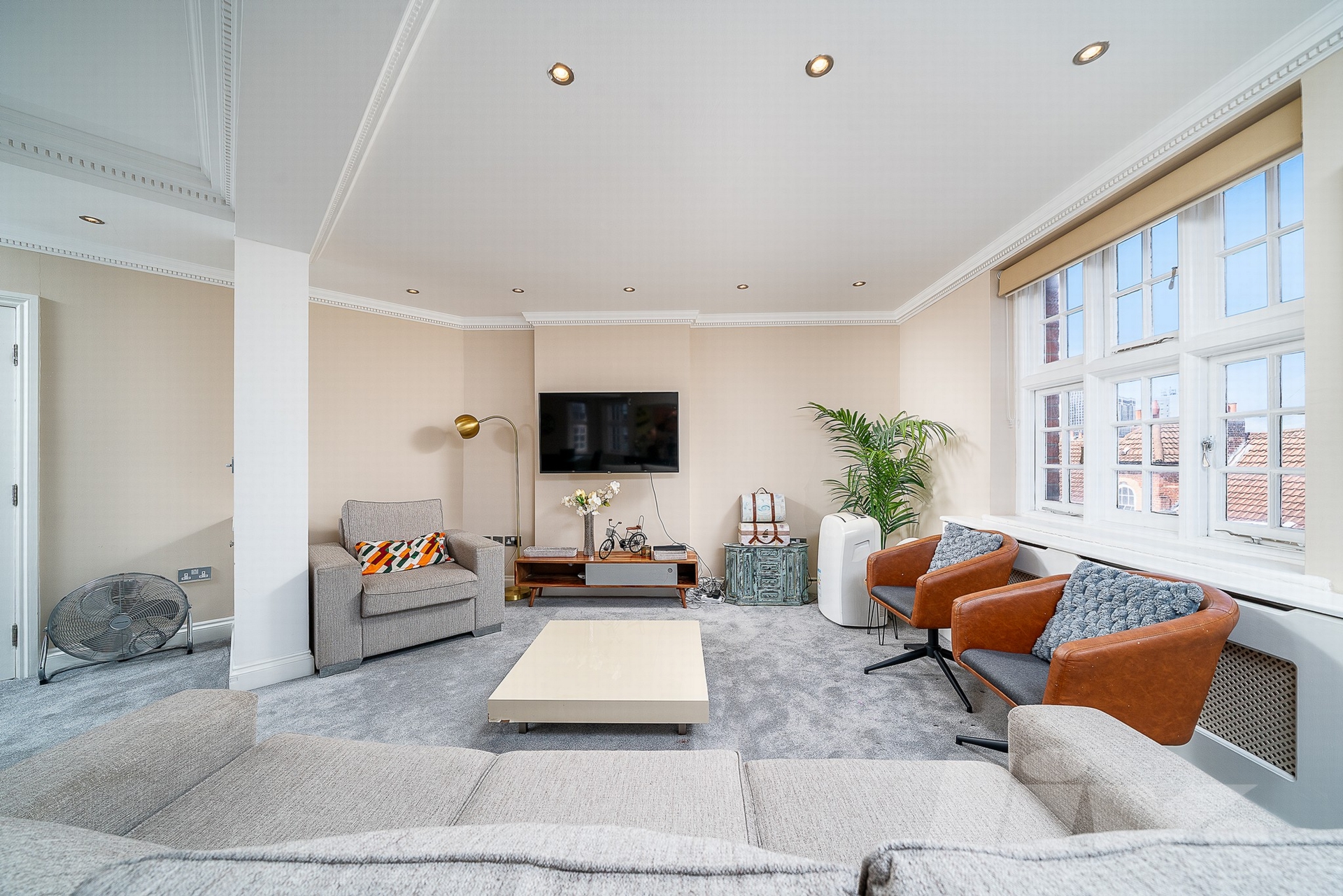3 Bedroom Apartment to rent in Marylebone, London, W1H