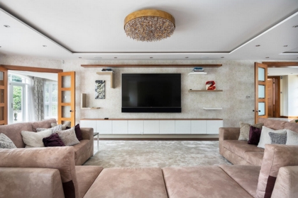6 Bedroom Detached to rent in The Bishops Avenue, Hampstead Garden Suburb, London, N2