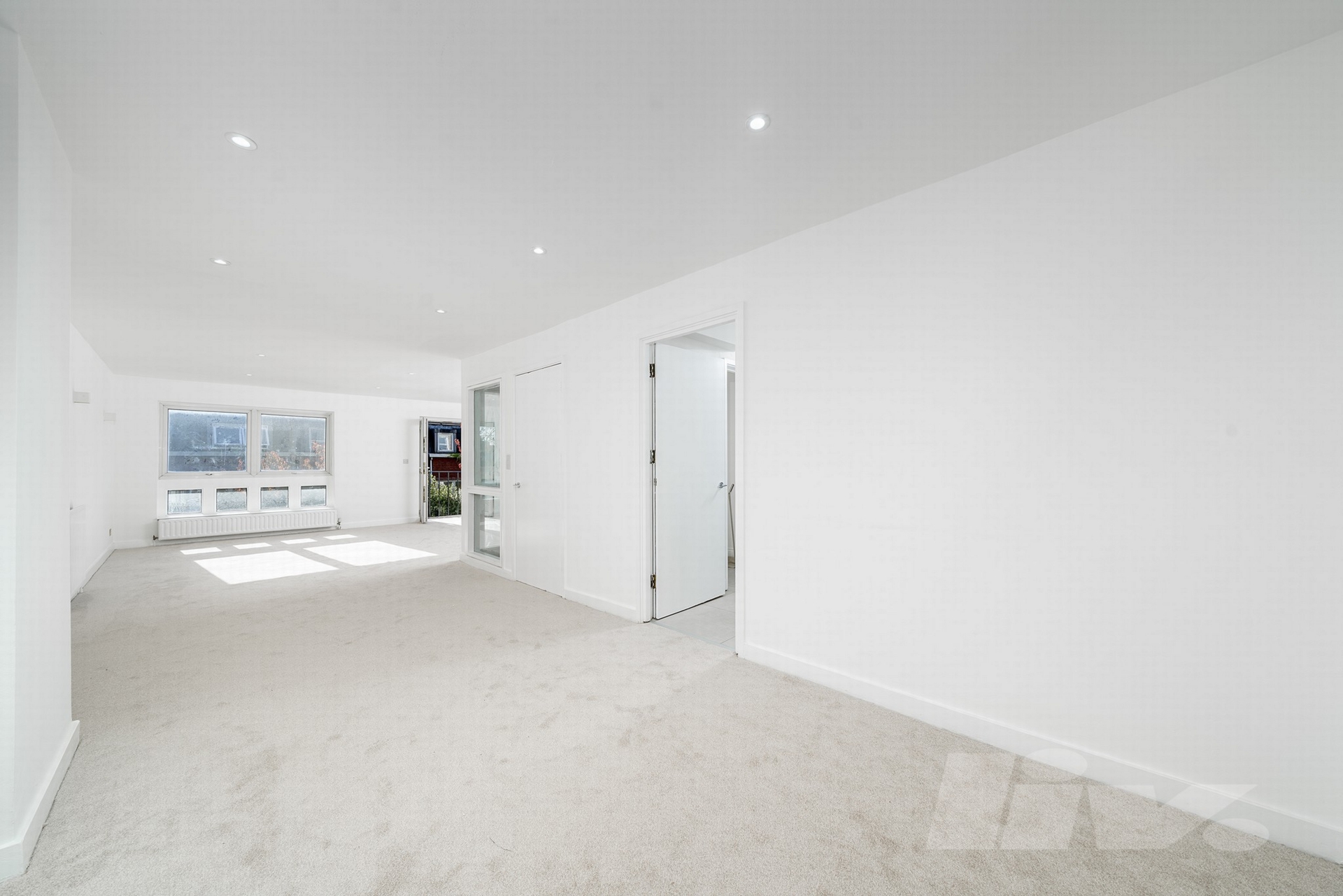 5 Bedroom Town House to rent in South Hampstead, London, NW6