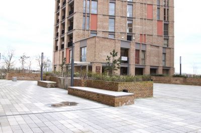 3 Bedroom Apartment to rent in Oberman Road, Dollis Hill, London, NW10