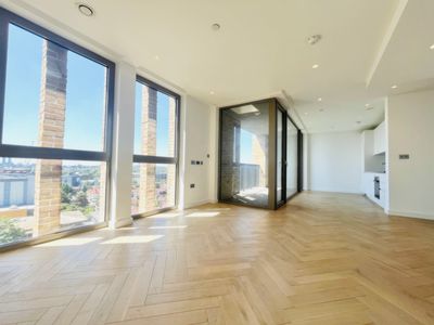 2 Bedroom Apartment to rent in Oberman Road, Dollis Hill, London, NW10