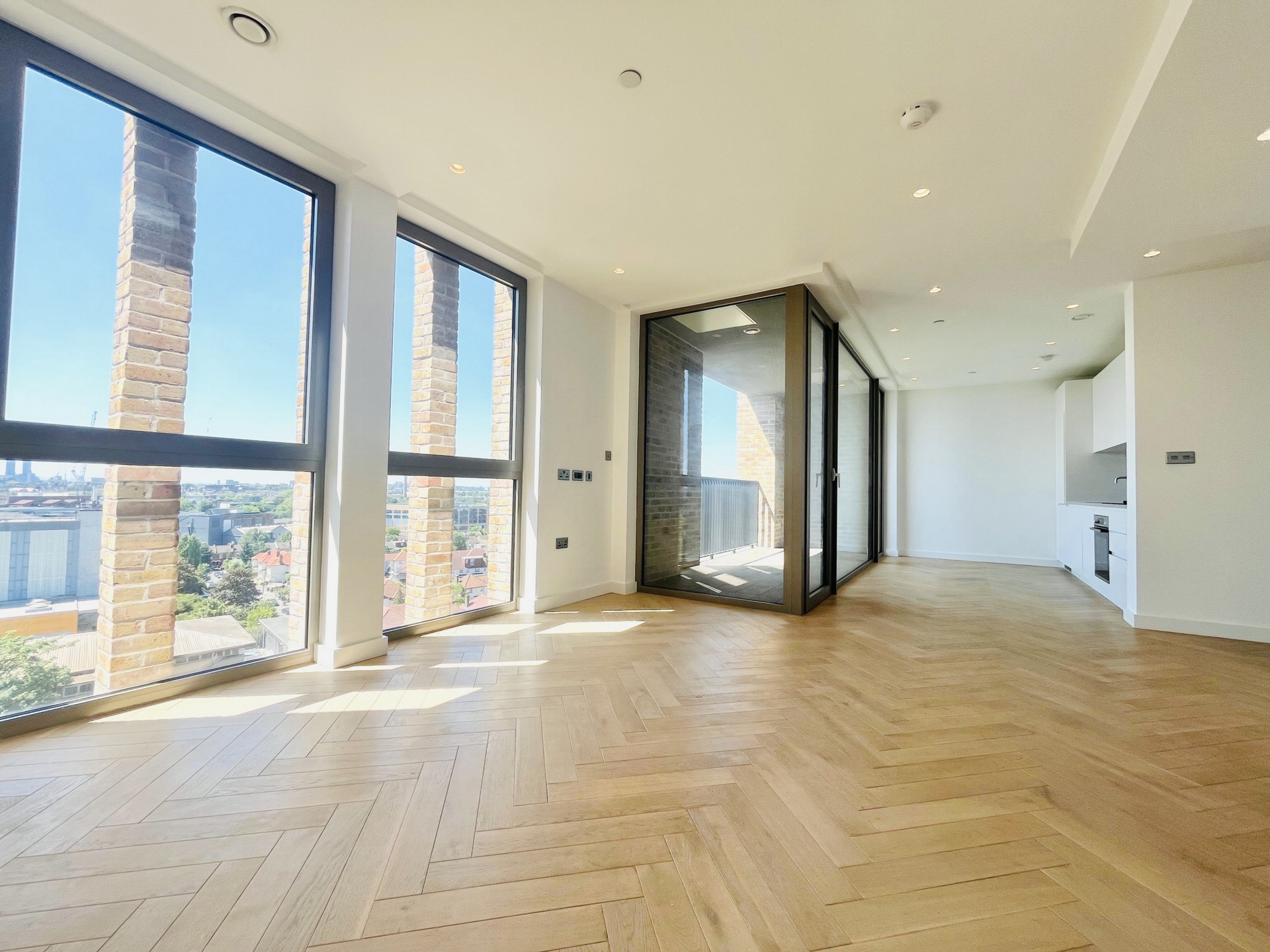 2 Bedroom Apartment to rent in Dollis Hill, London, NW10