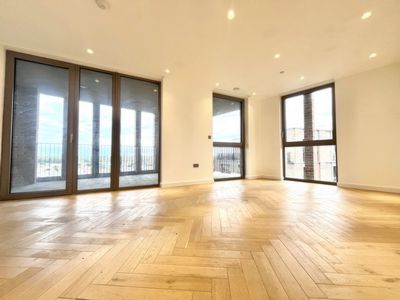 3 Bedroom Serviced Apartment to rent in Oberman Road, Dollis Hill, London, NW10