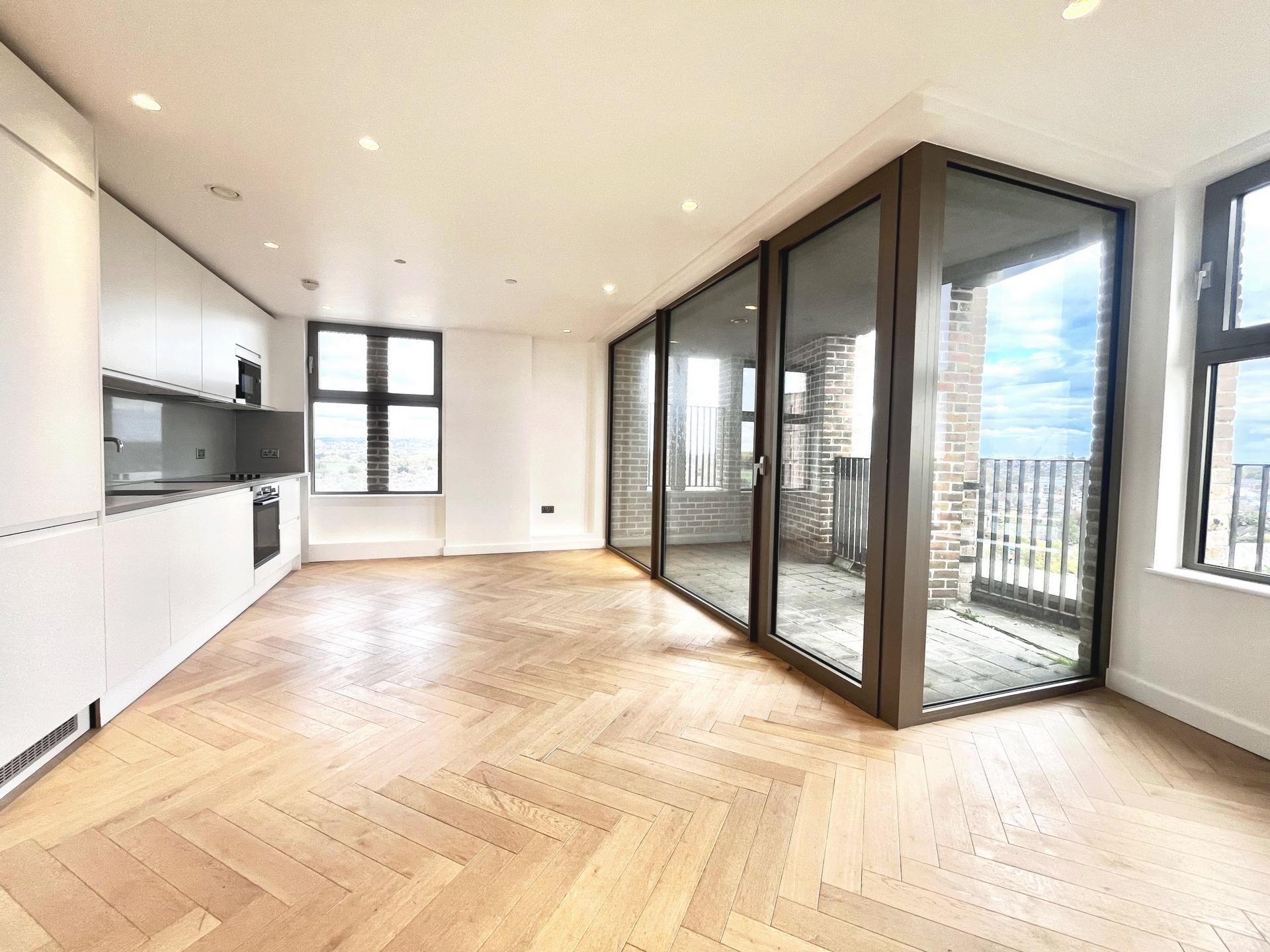 3 Bedroom Serviced Apartment to rent in Dollis Hill, London, NW10