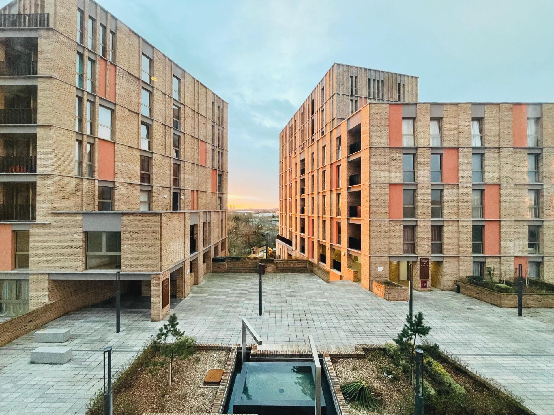 1 Bedroom Serviced Apartment to rent in Dollis Hill, London, NW10