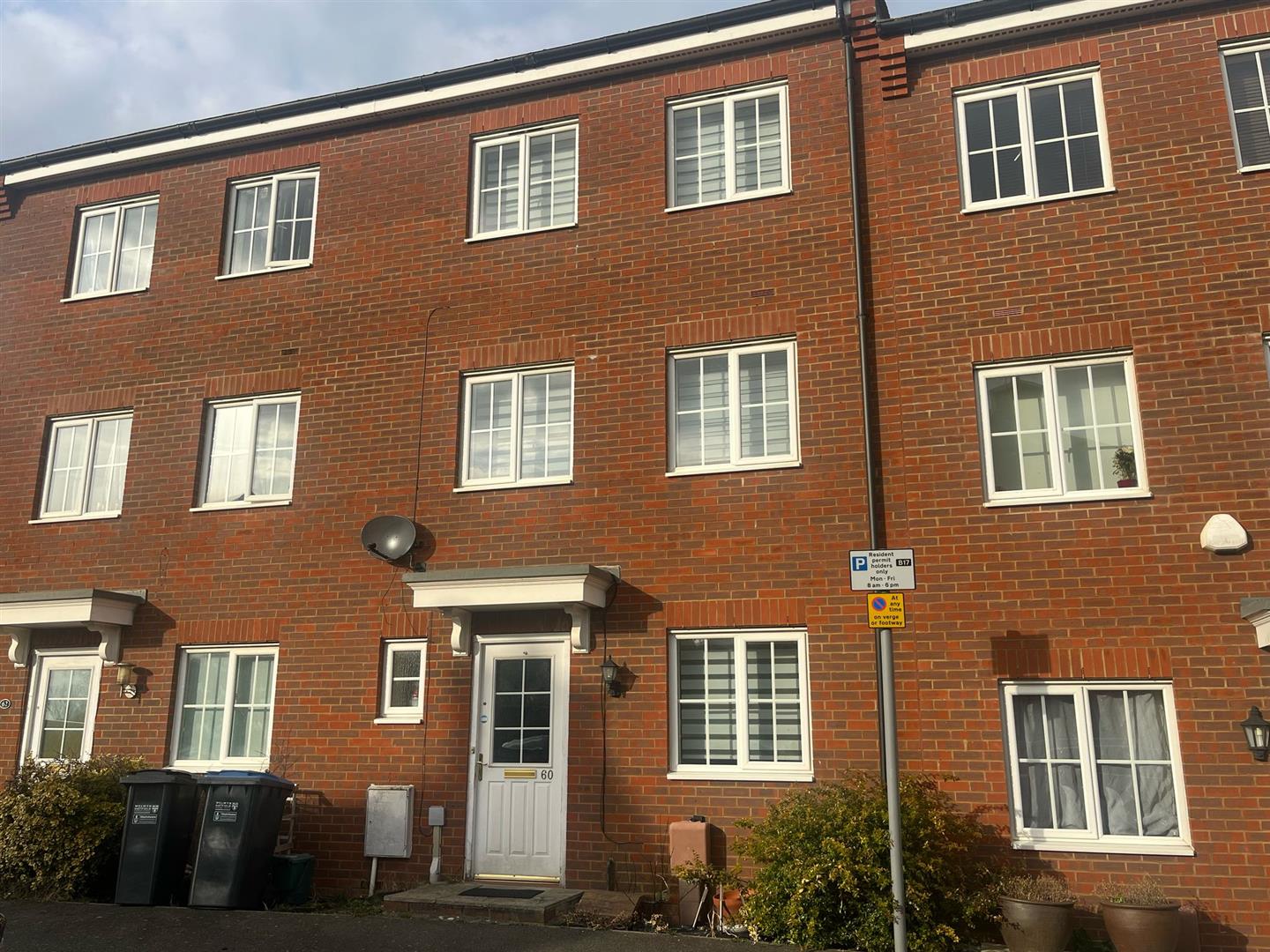 Walker Grove, Hatfield, AL10