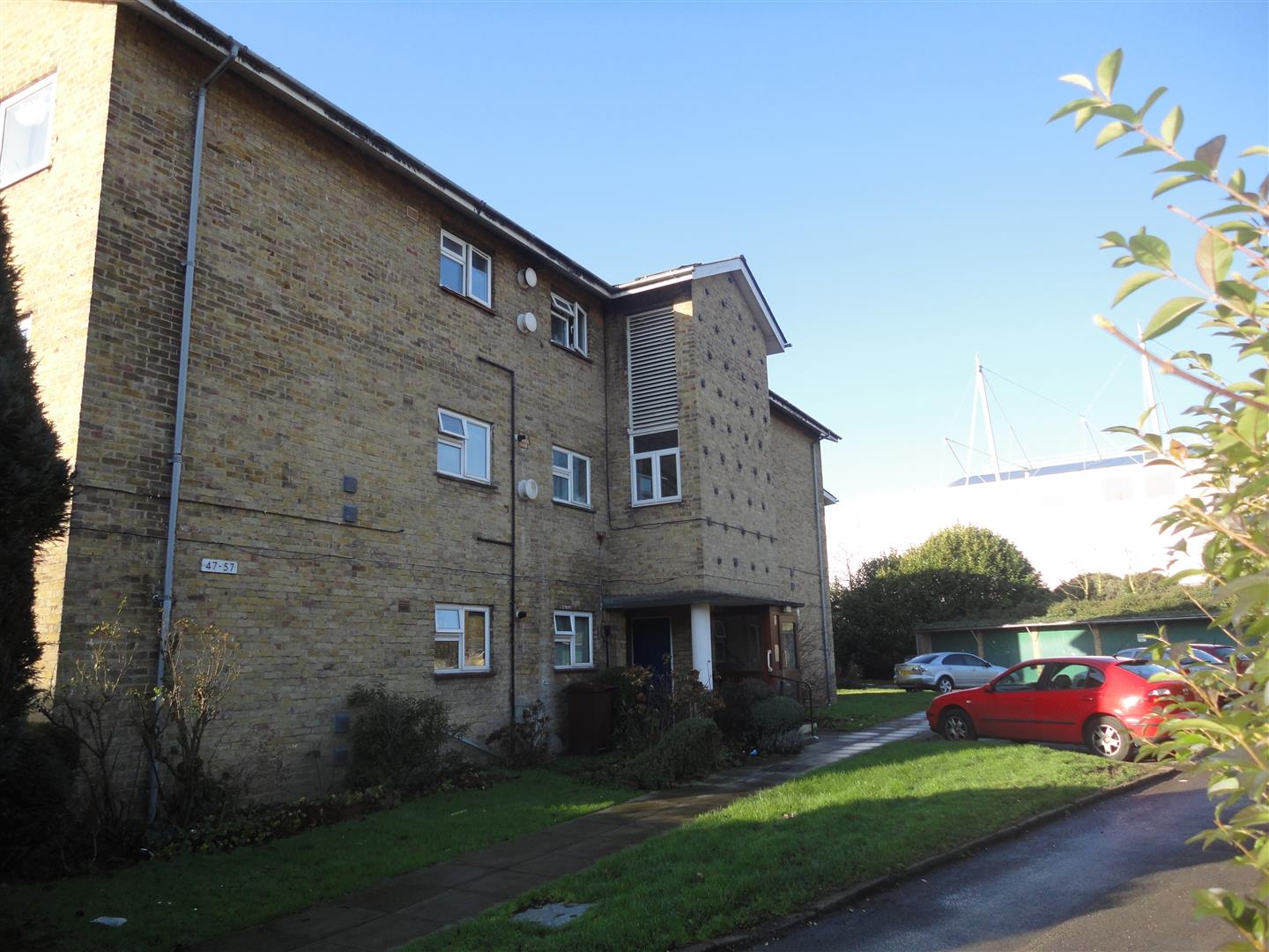 Roe Green Lane, Hatfield, AL10