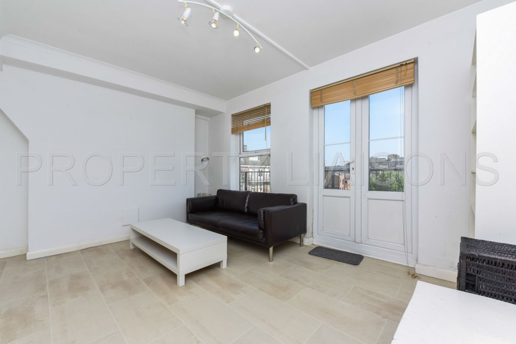 2 Bedroom Apartment to rent in Wapping, London, E1W