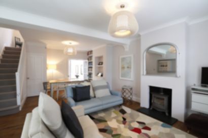 2 Bedroom House to rent in Dalby Road, Wandsworth, London, SW18