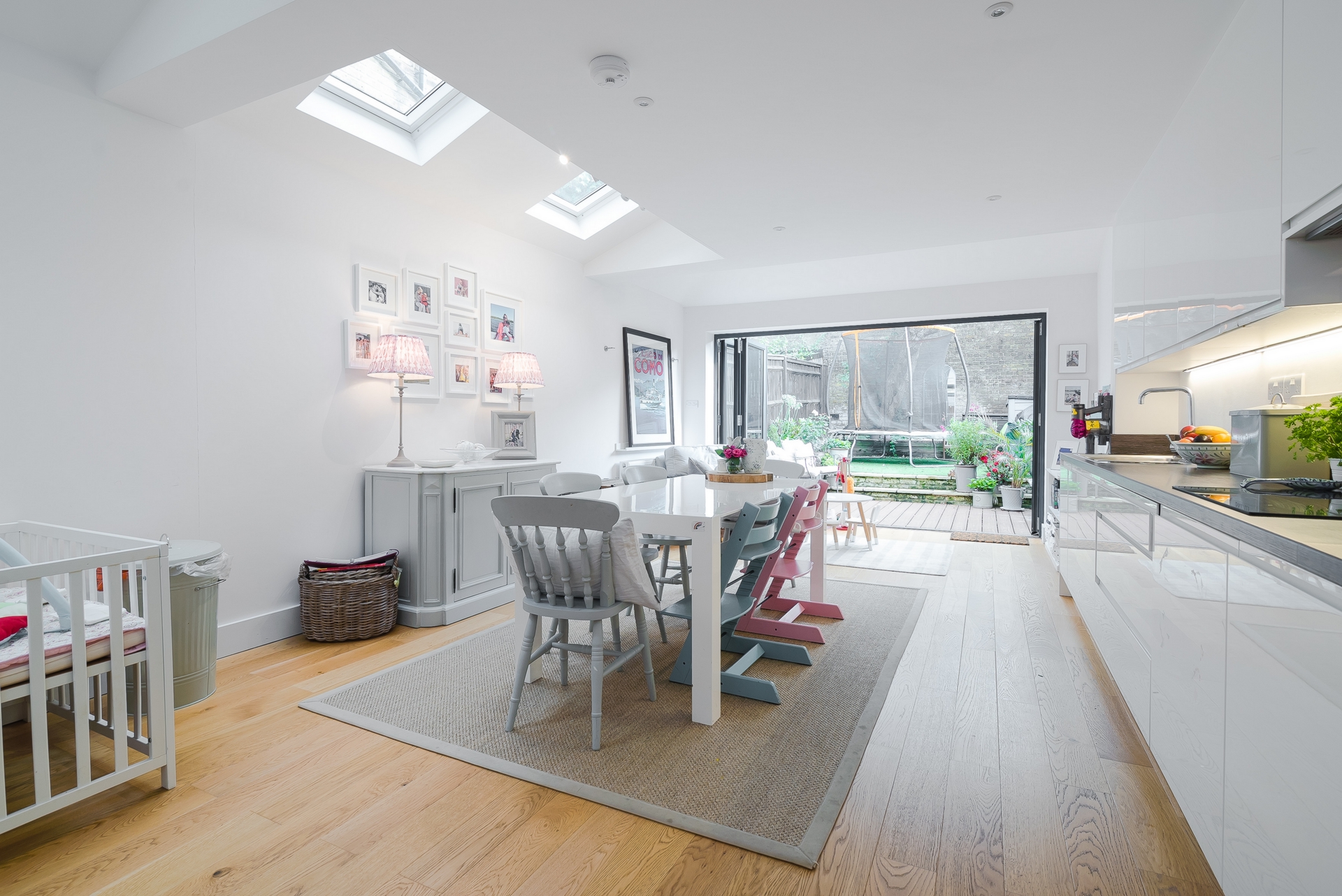 4 Bedroom House to rent in Fullerton Road, Wandsworth, London, SW18