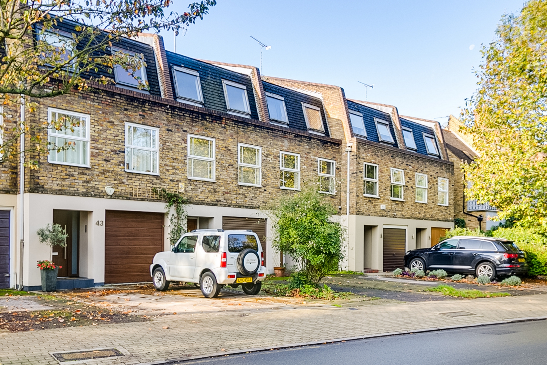 4 Bedroom House to rent in Heathfield Road, Wandsworth, London, SW18