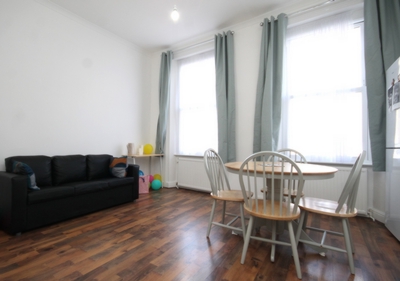 3 Bedroom Flat to rent in Ascham Street, Kentish Town, London, NW5