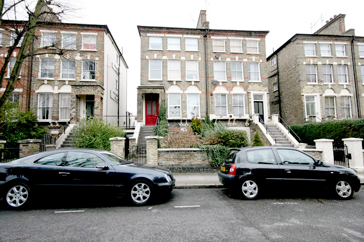 3 Bedroom Flat to rent in Islington, London, N7