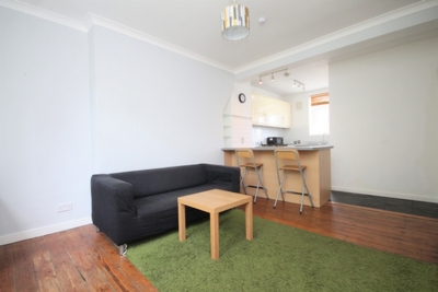 1 Bedroom Flat to rent in Leighton Road, Kentish Town, London, NW5