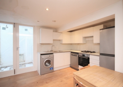 2 Bedroom Flat to rent in Murray Street, Camden, London, NW1