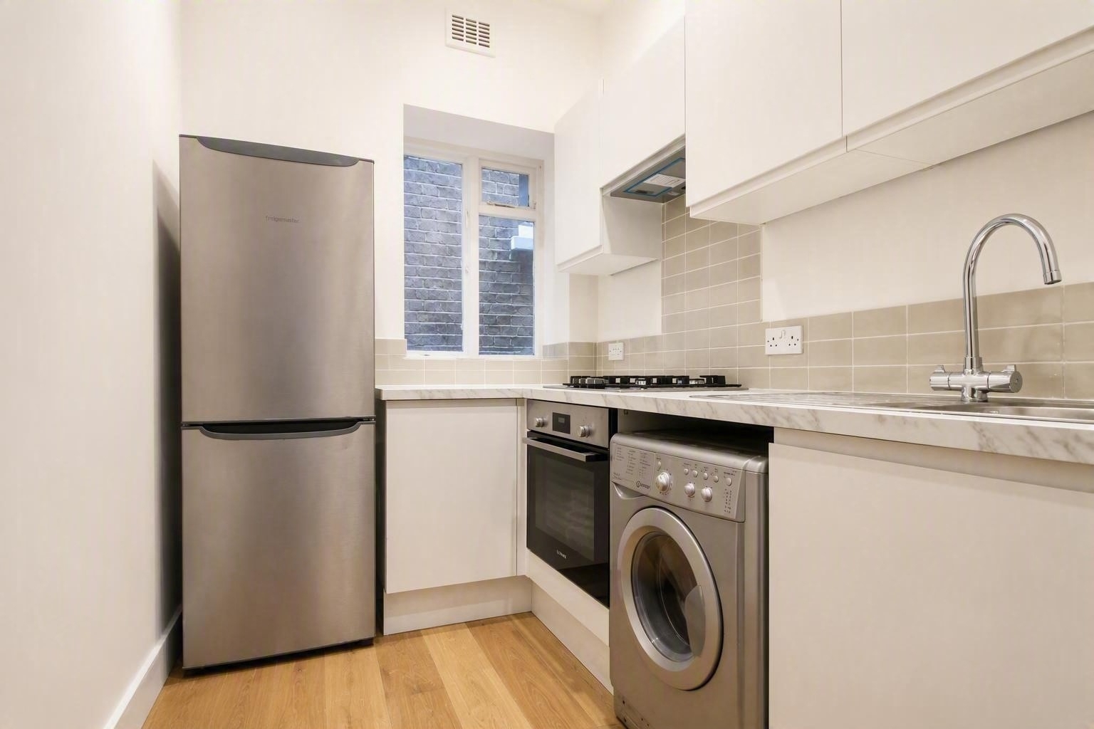 3 Bedroom Flat to rent in Islington, London, N7