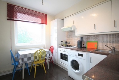 2 Bedroom Flat to rent in Oseney Crescent, Kentish Town, London, NW5