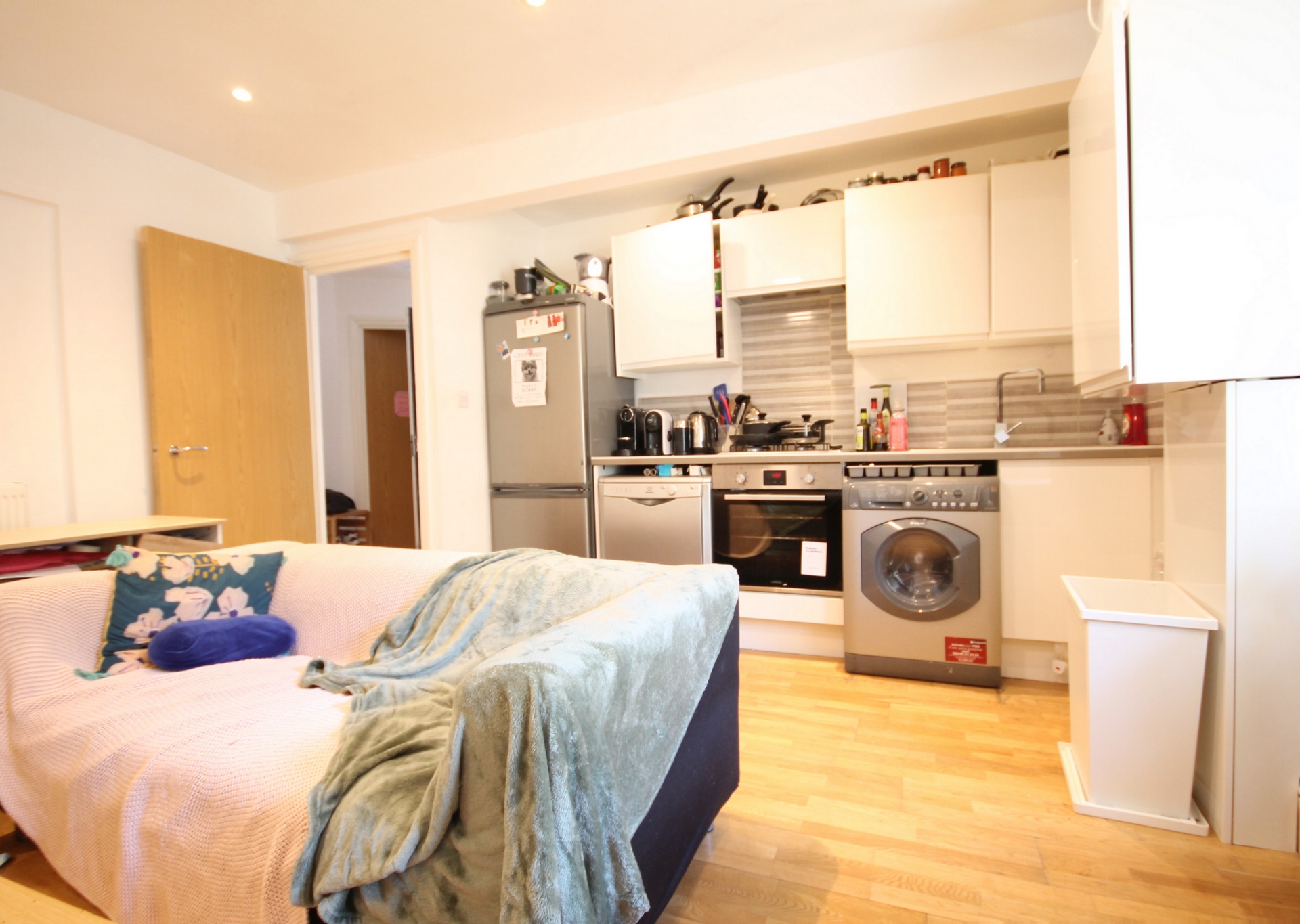 3 Bedroom Flat to rent in Islington, London, N7