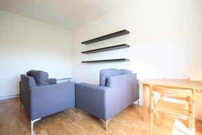 2 Bedroom Flat to rent in St Johns Grove, Archway, London, N19