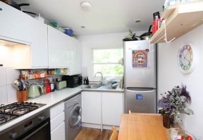 2 Bedroom Flat to rent in Hillmarton Road, Islington, London, N7
