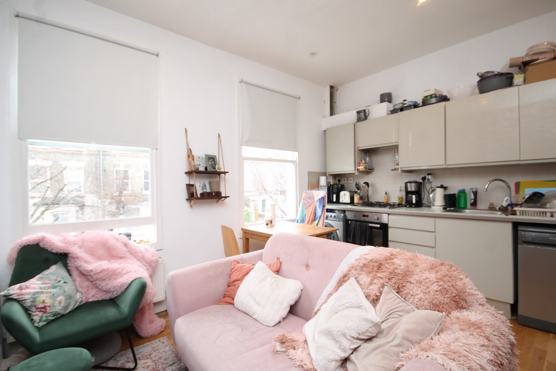 1 Bedroom Flat to rent in Islington, London, N7
