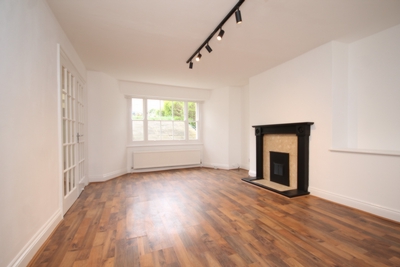 2 Bedroom Flat to rent in Miranda Road, Archway, London, N19