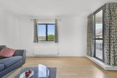2 Bedroom Flat to rent in Manor Gardens, Islington, London, N7
