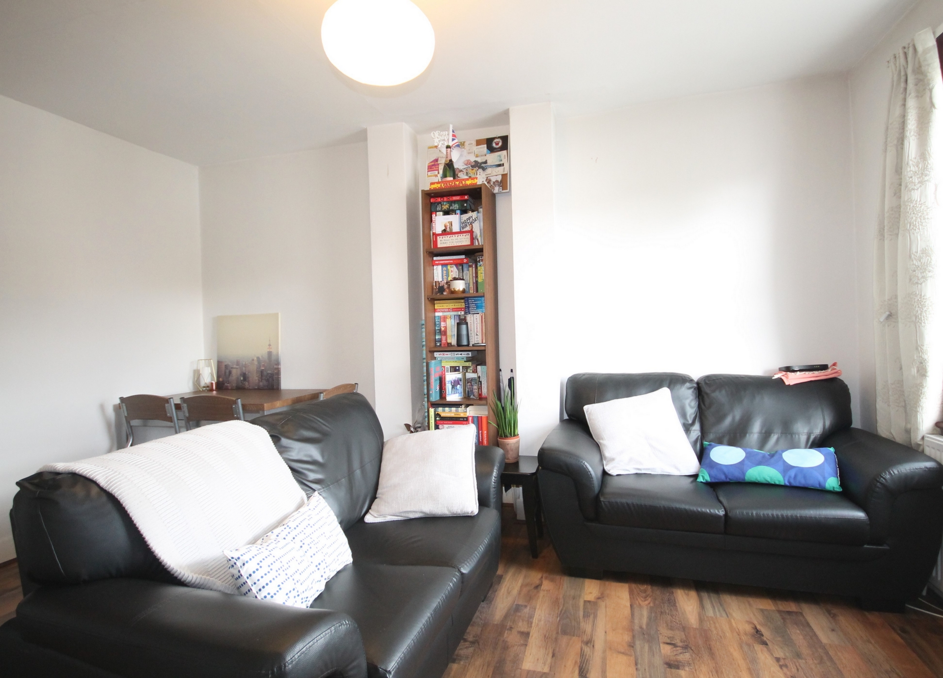 2 Bedroom Flat to rent in Finsbury Park, London, N4