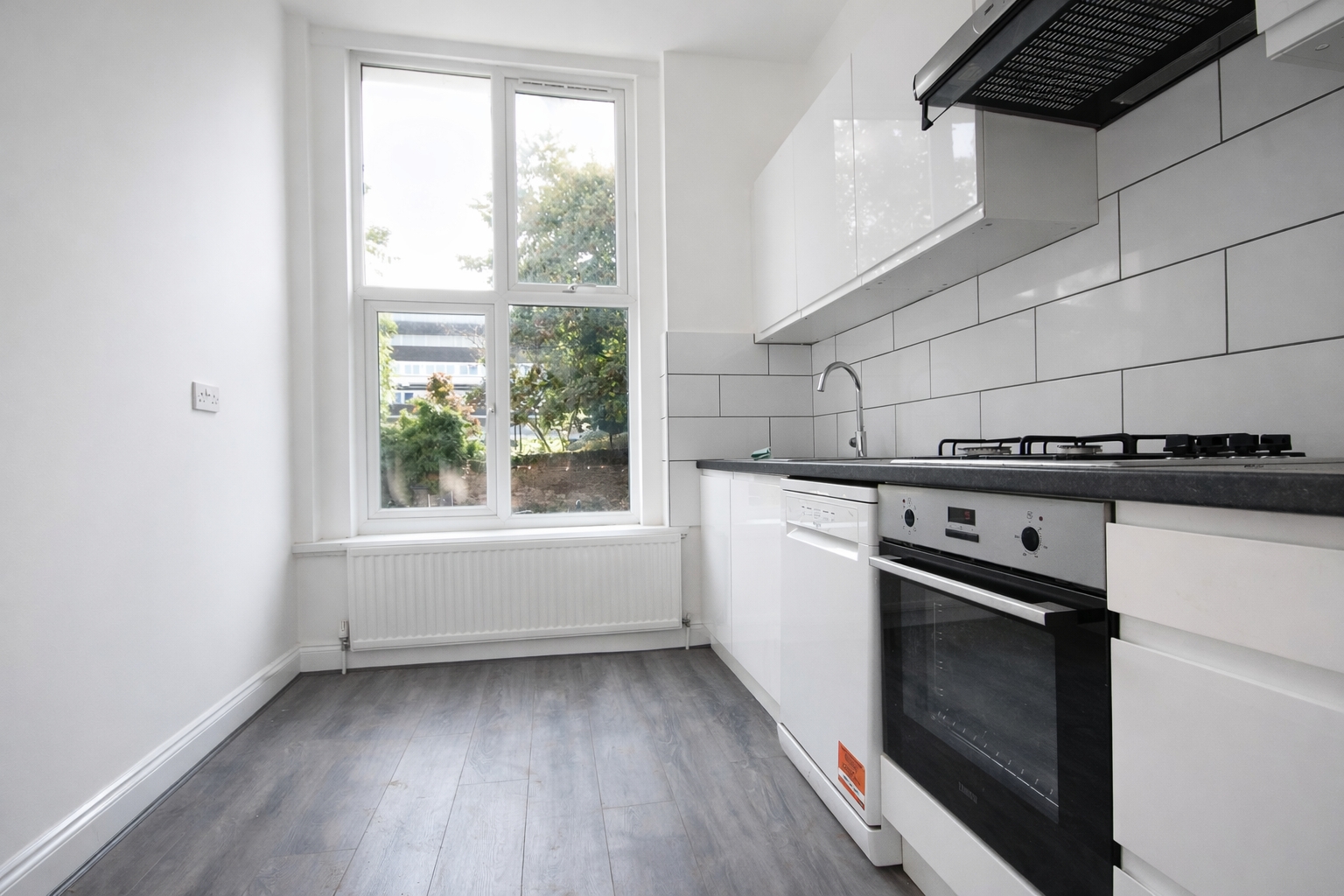 1 Bedroom Flat to rent in Miranda Road, Archway, London, N19