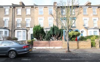 2 Bedroom Flat to rent in Cardozo Road, Islington, London, N7
