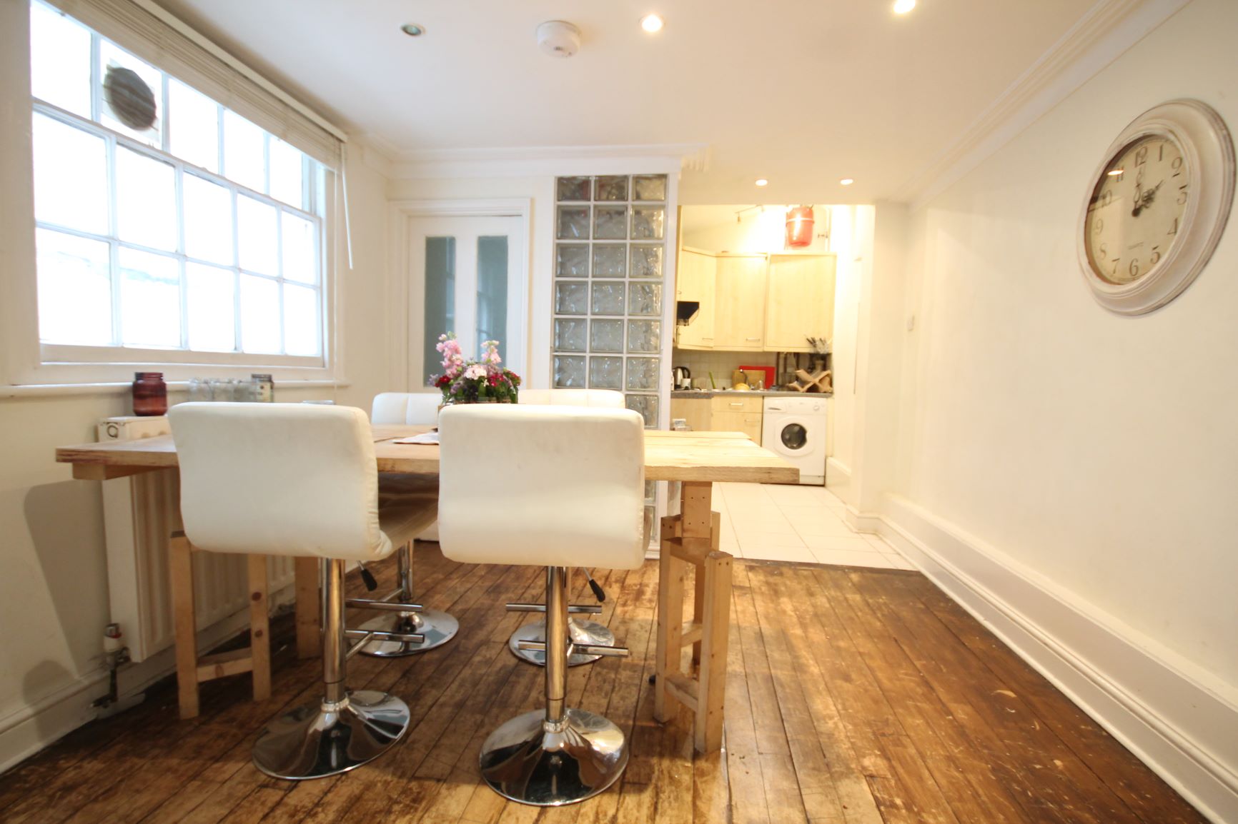 5 Bedroom House to rent in Kentish Town, London, NW5