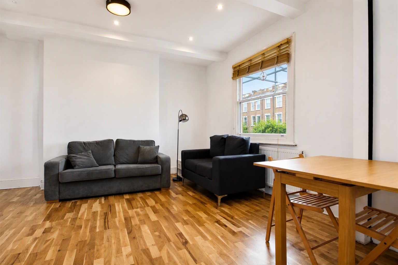 3 Bedroom Flat to rent in Ospringe Road, Kentish Town, London, NW5