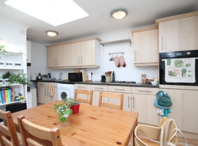 2 Bedroom Flat to rent in Fairmead Road, Holloway, London, N19