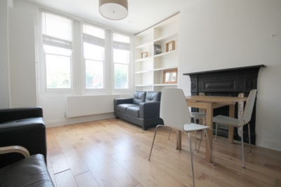 2 Bedroom Flat to rent in Rathcoole Gardens, Crouch End, London, N8
