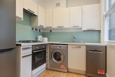 2 Bedroom Flat to rent in College Place, Camden Town, London, NW1
