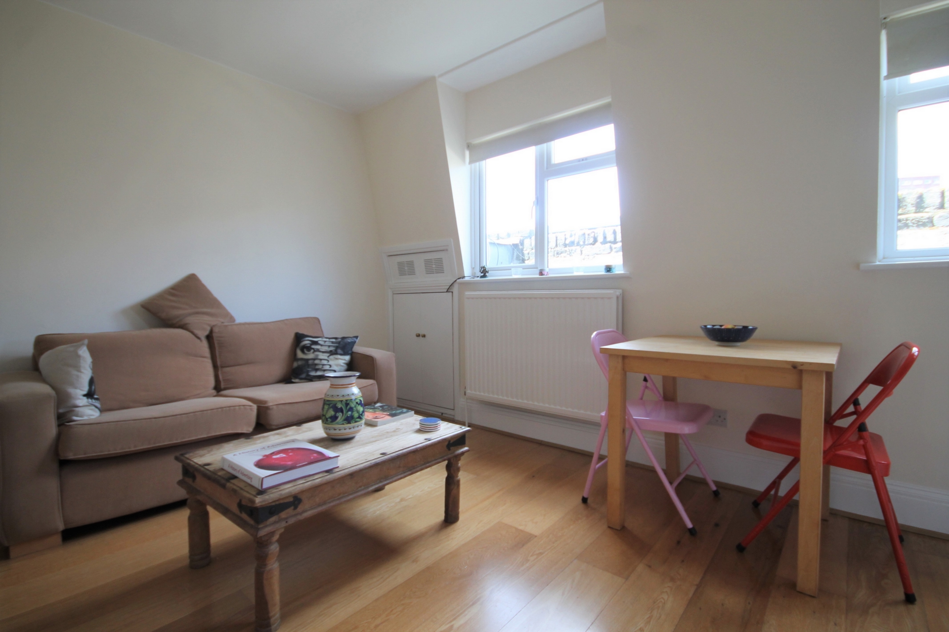 1 Bedroom Flat to rent in Kilburn Park Road, Kilburn, London, NW6